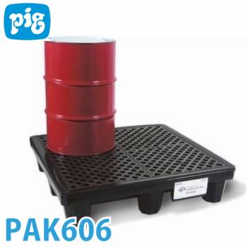 ピグ スタンドードポリスピルコンテイメントパレット PAK606 4ドラム缶用 ポリエチレン製 耐荷重約1,360kg